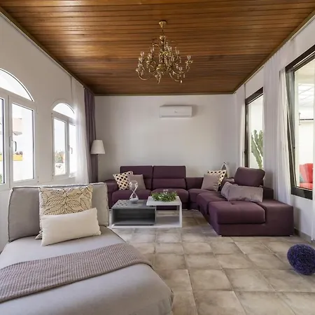 Guestready - Dey-Lomo-Sala-Telde-Casa Domek alpejski Telde